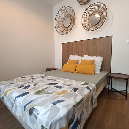 Appartement Centre Ville Historique Avec Terrasse Et Climatise 페리괴 외부 사진