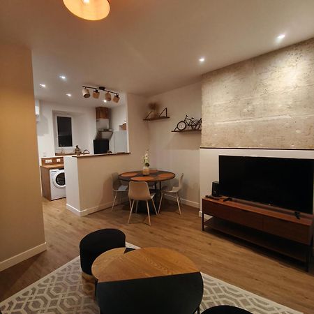 Appartement Centre Ville Historique Avec Terrasse Et Climatise 페리괴 외부 사진