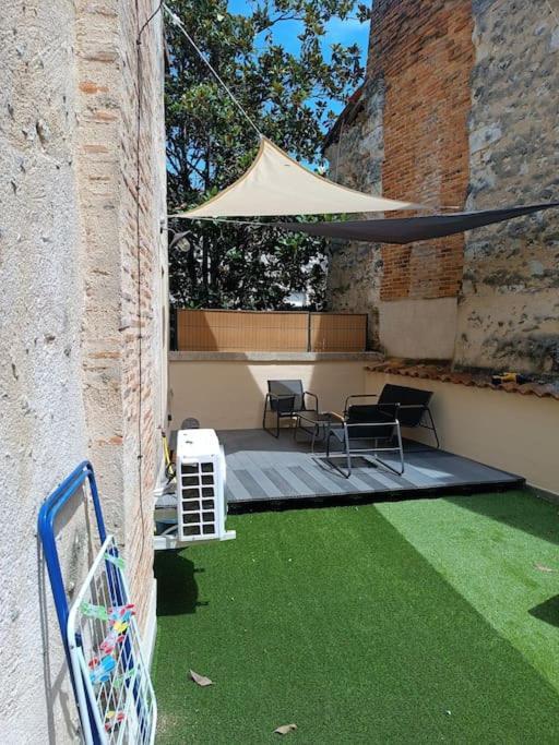 Appartement Centre Ville Historique Avec Terrasse Et Climatise 페리괴 외부 사진